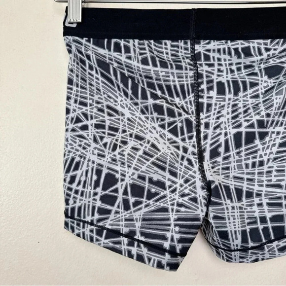 Nike Pro Womens  Small Cool Tracer Spandex Athletic Short - Picture 9 of 11